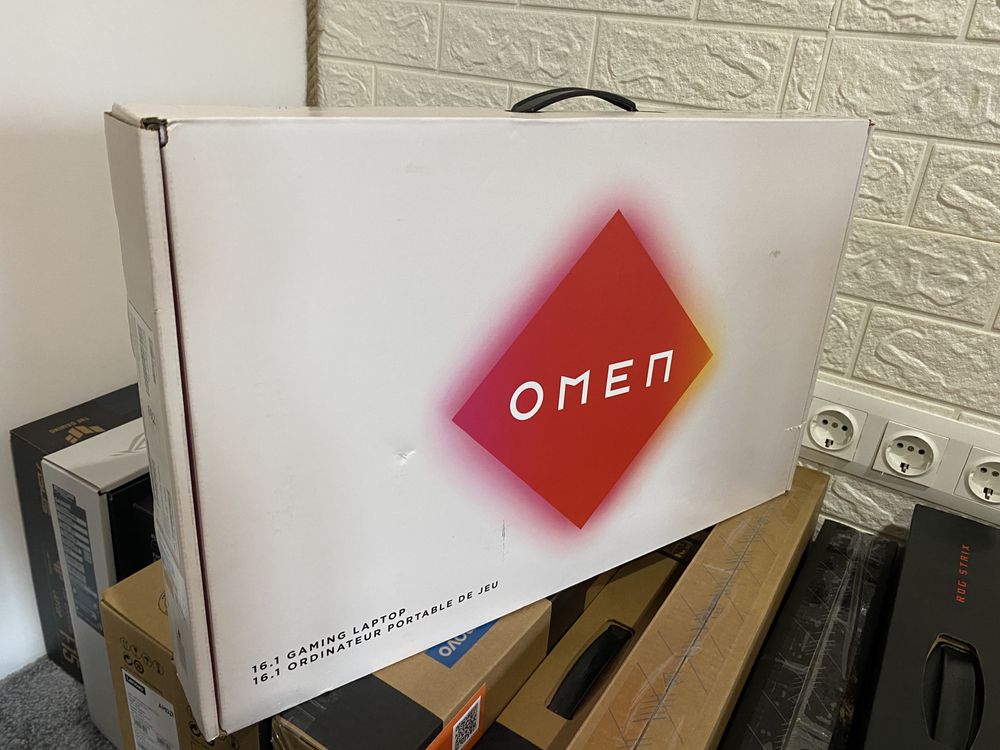 Ноутбук Hp OMEN 16.1/RTX 3070-8GB/AMD 7 5800H/16RAM/512SSD