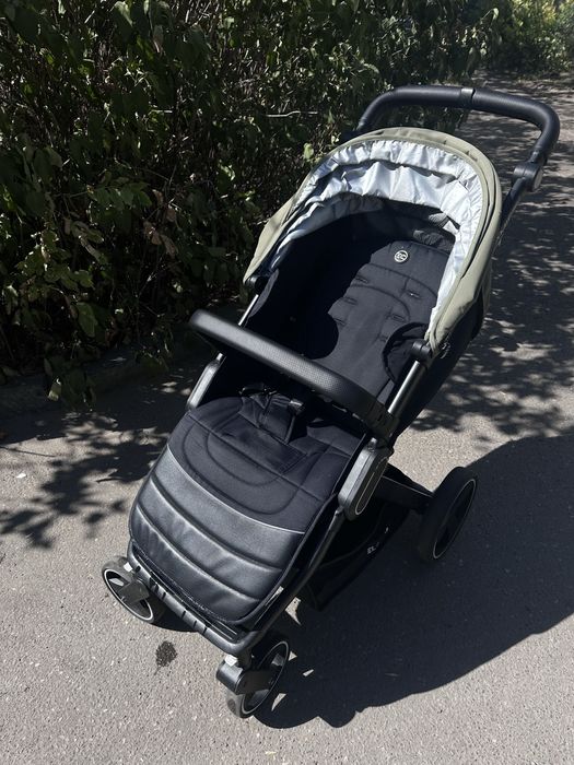 Коляска Dynamic pro