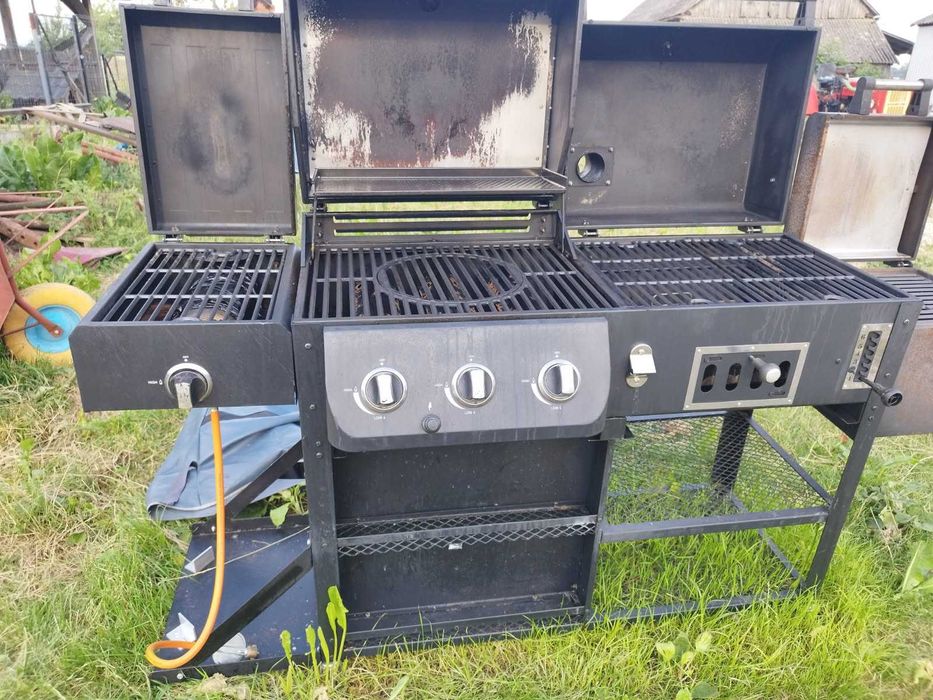 Grill ogrodowy  firmy IAMESTOWN