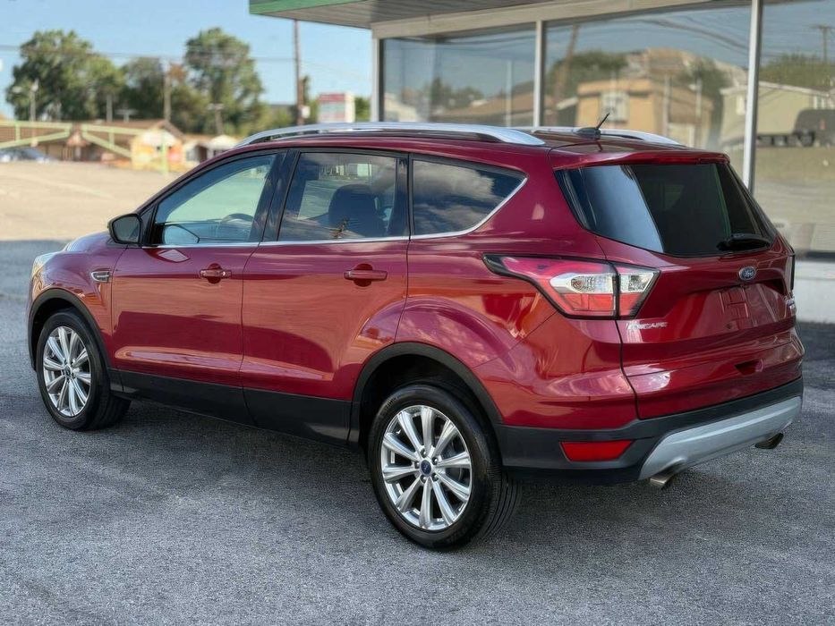Ford Escape      2017