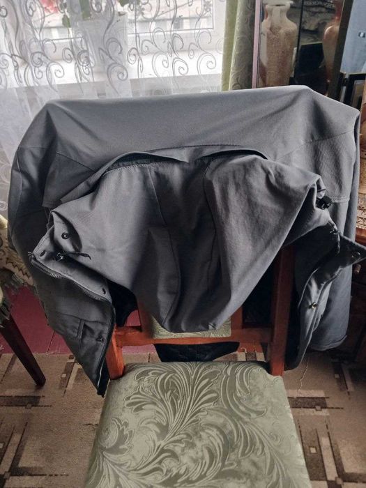 Курточка осіння і курточка зимова