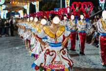 Roupa Marcha Popular