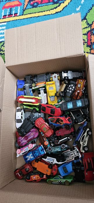 Pudełko Hot Wheels