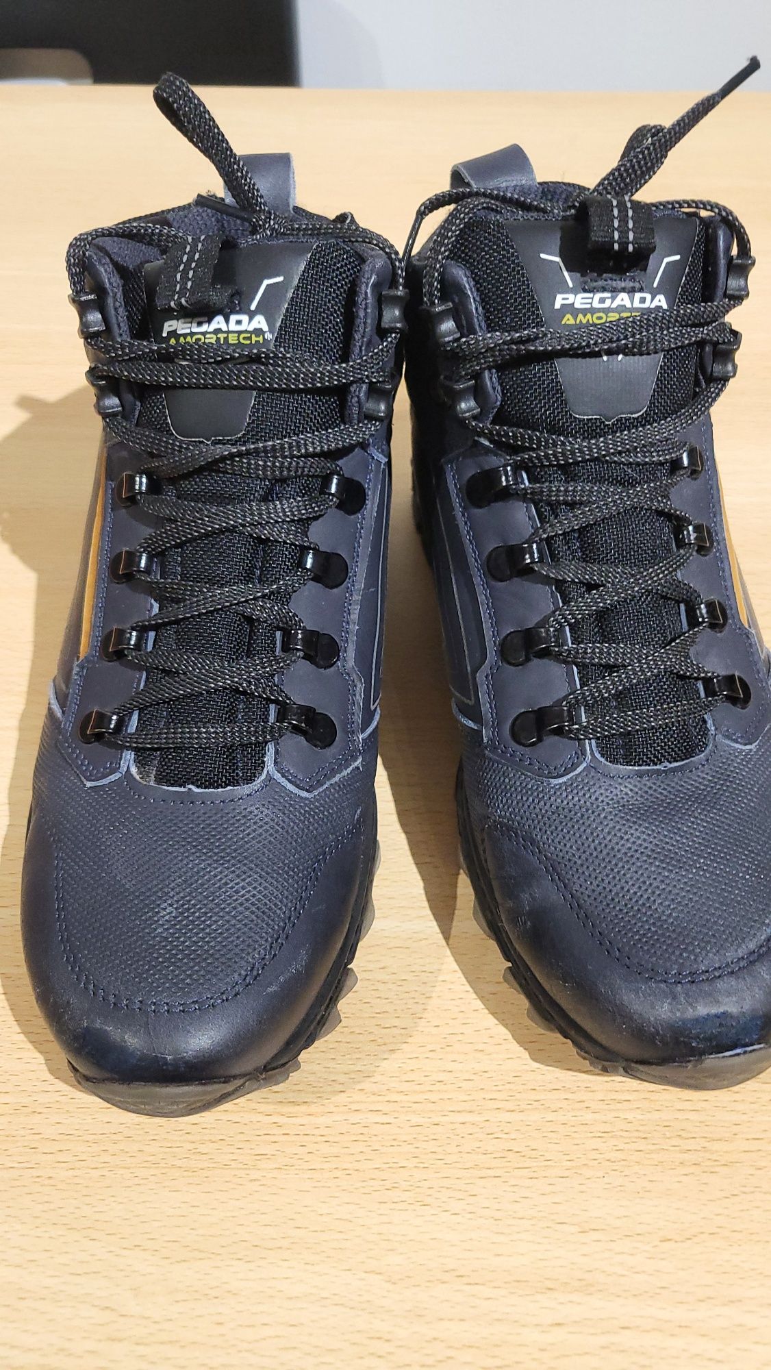 Botas Pegada Amortech 42
