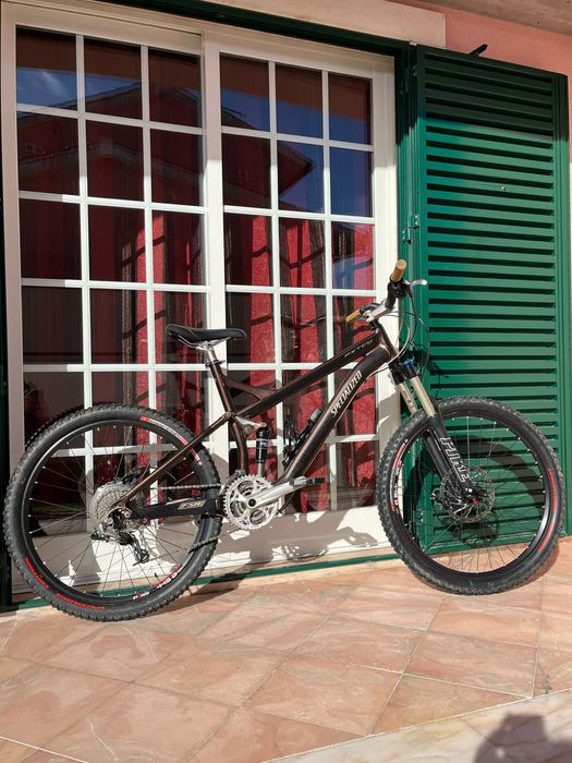 Bicicleta suspensão total Specialized pitch pro btt enduro