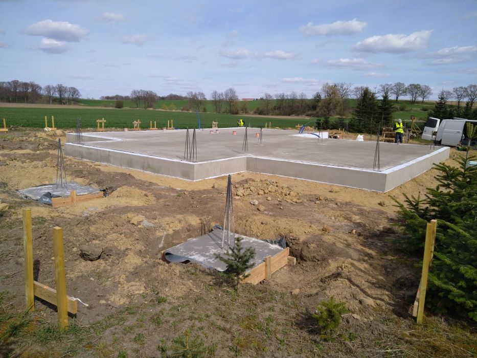 Fundamenty. Płyta fundamentowa, ławy fundamentowe. Wolne terminy