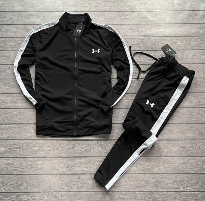 Чоловічий оригінальній спортивний костюм Under Armour Knit