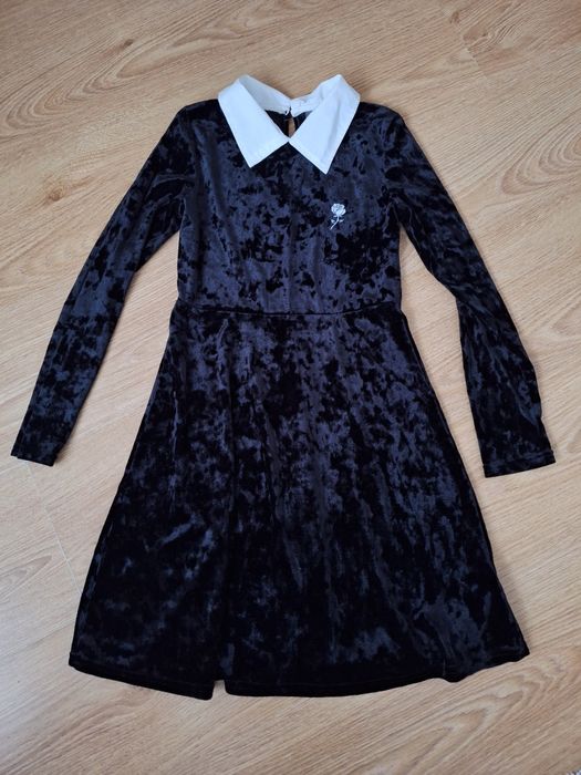 Sukienka a'la Wednesday