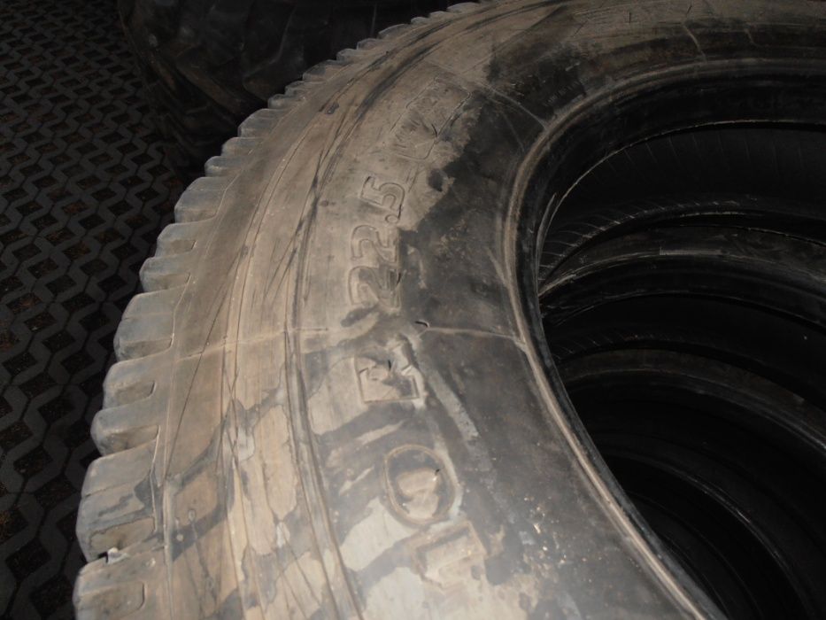 Opony 10,00 R-22,5