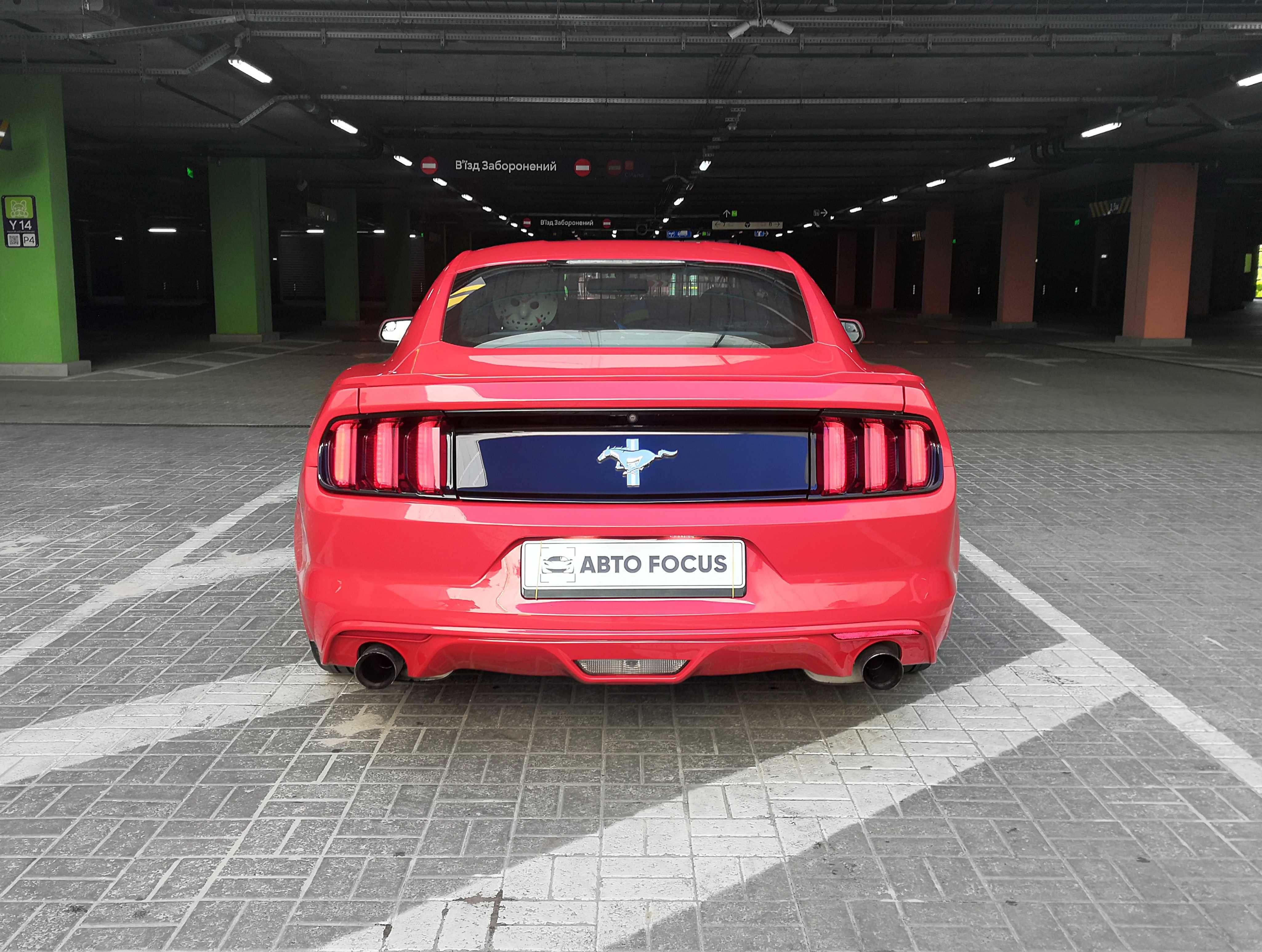 Продається Ford Mustang 2015 року