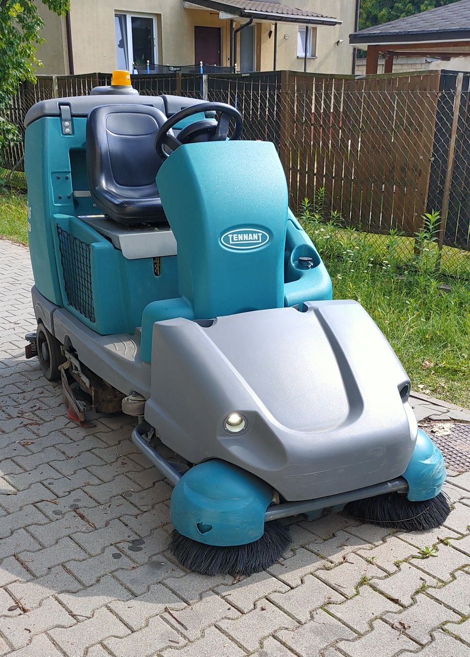 Szorowarka Tennant T16. W pełni sprawna