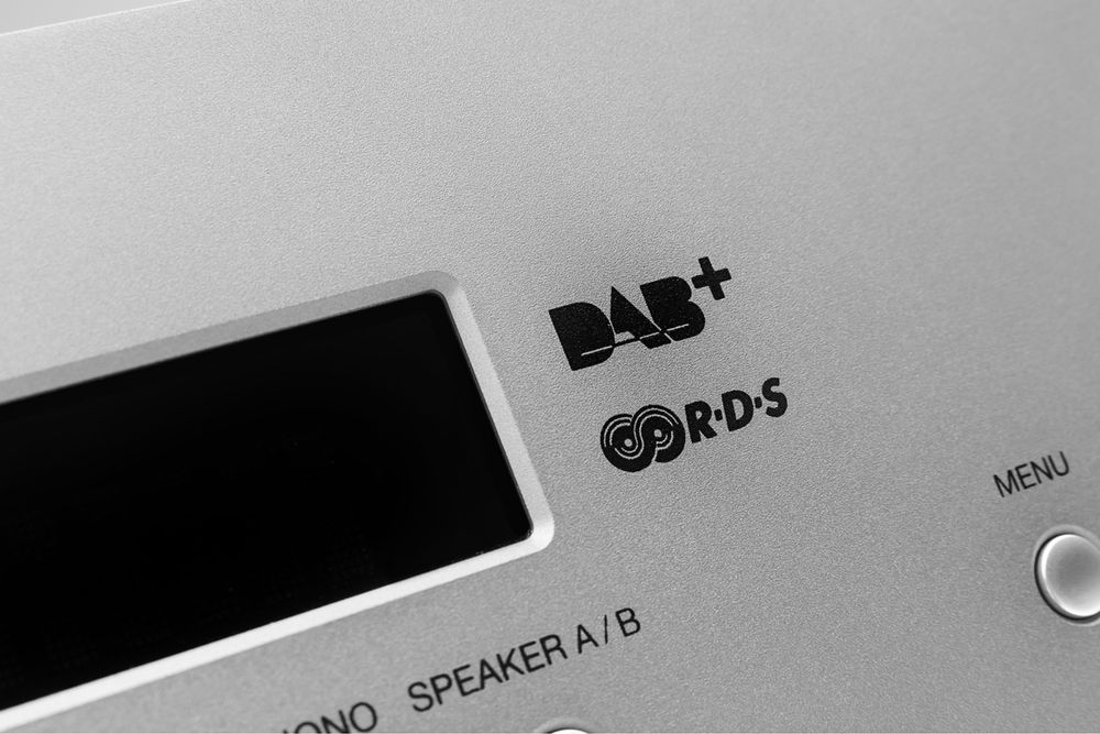 Cambridge Audio AXR100D z DAB+ i Bluetooth odtwarzacz AXC25