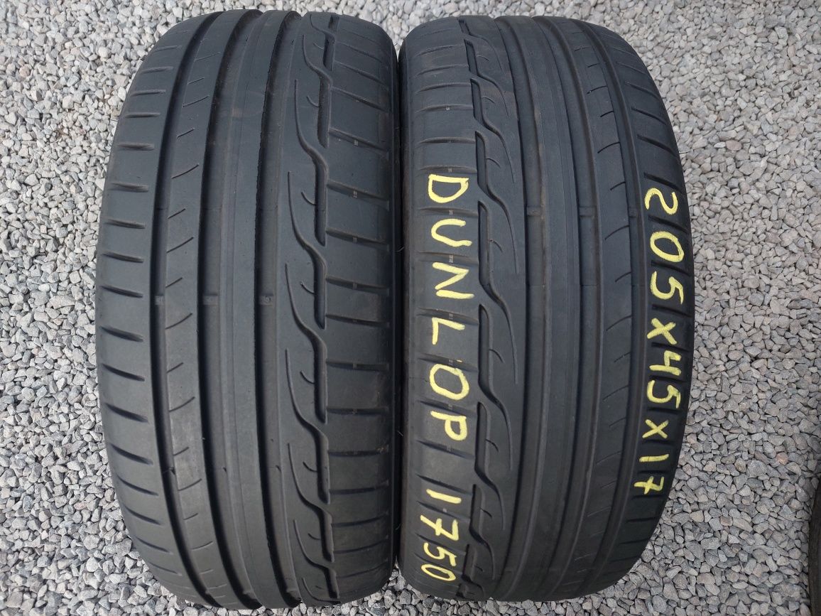 205 45 R17 Dunlop