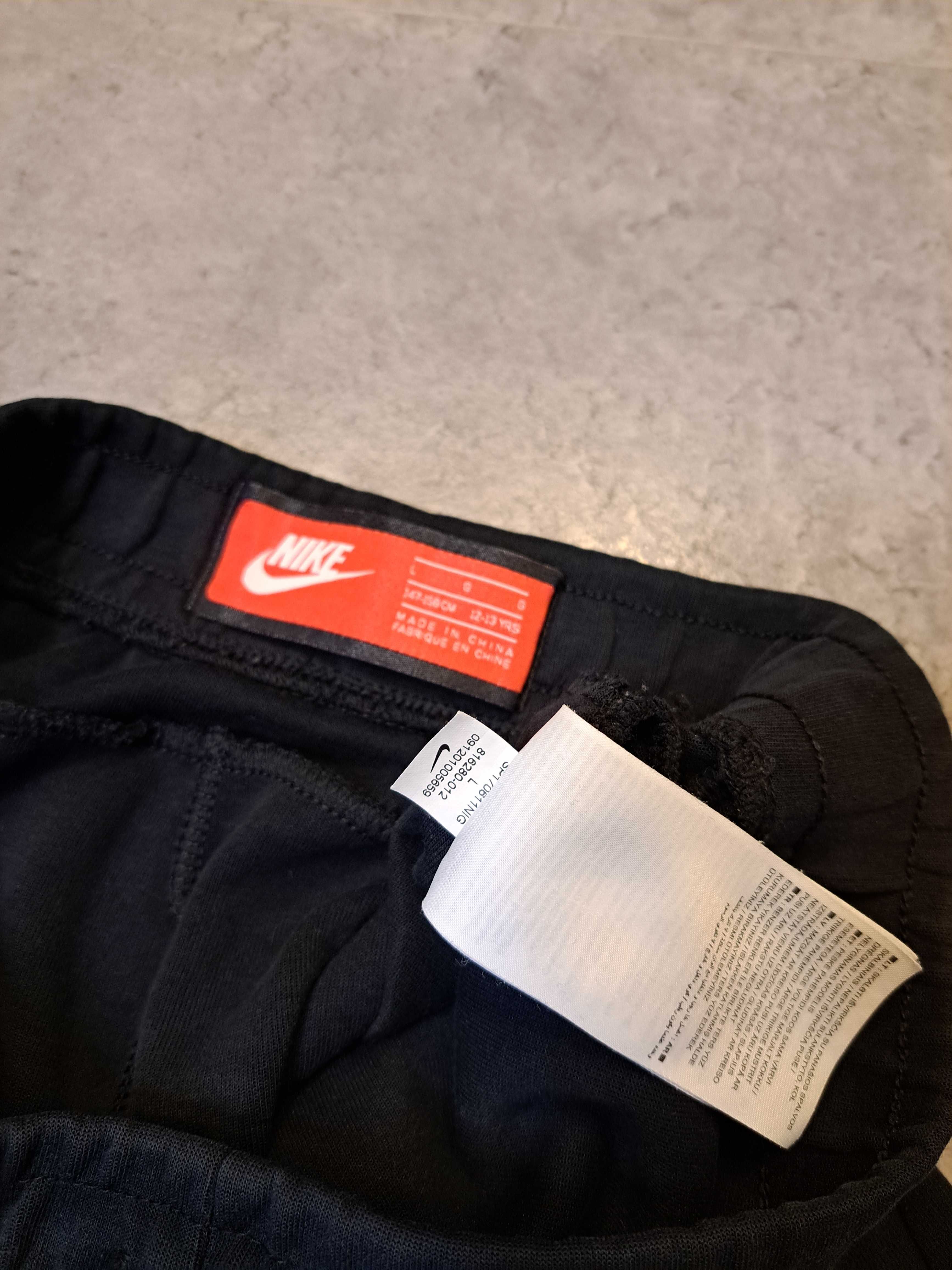 Nike Szorty Spodenki Krótkie Tech Fleece