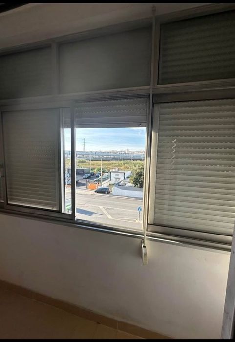 Quarto para arrendar