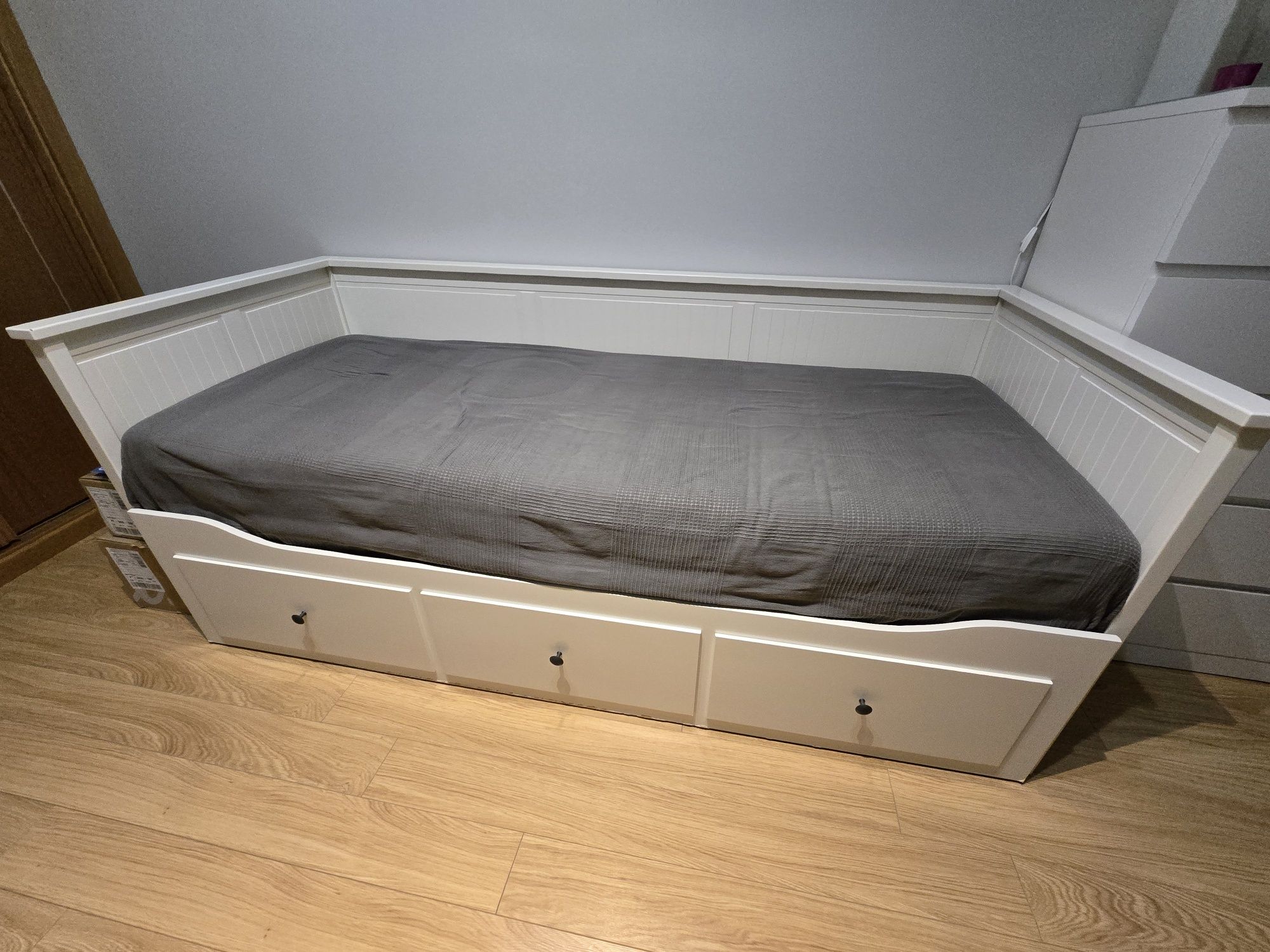 Cama Individual / Casal Ikea