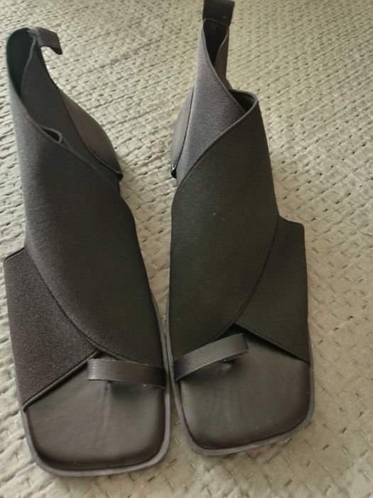 Женские сандали-слипоны