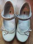 Sapatos de menina em pele semi ortopédico