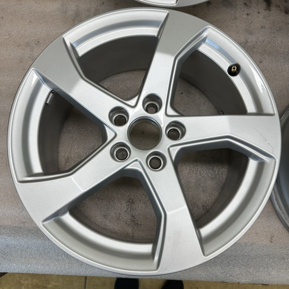 Alufelgi oryg Audi 17 cali 5x112, ET43 VW Skoda Seat Stan bardzo dobry