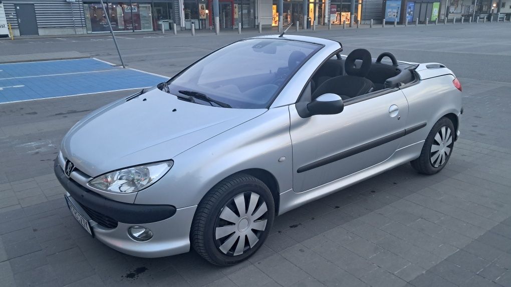 Peugeot 206 cc 2002r.
