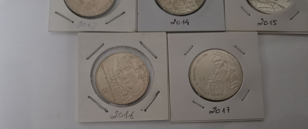 Coleção de 5 moedas "Rainhas/Figuras histórias de Portugal"