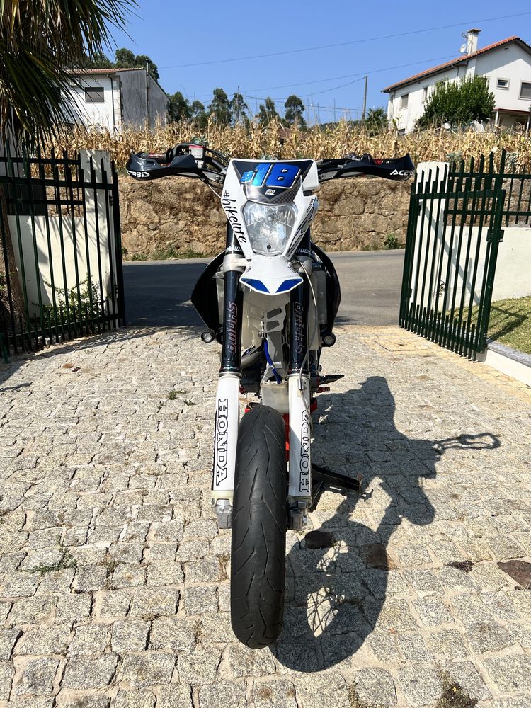Honda CRF450R supermotard