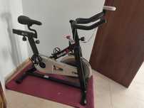Bicicleta estática reebok