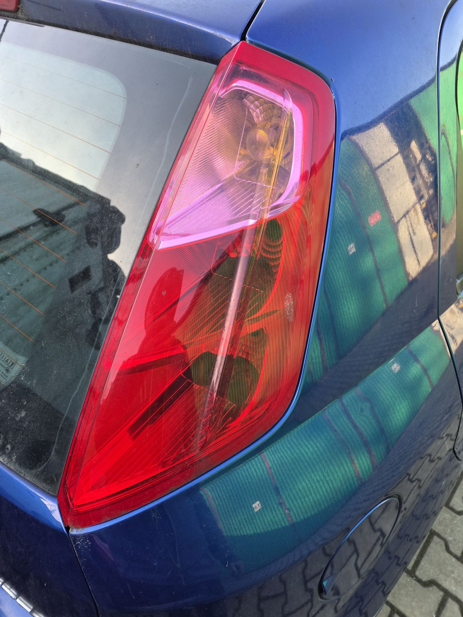 Fiat punto lampa tyl lewy 3 5 drzwi 06r Orginał