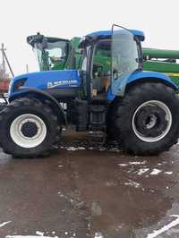 Трактор New Holland Т7060