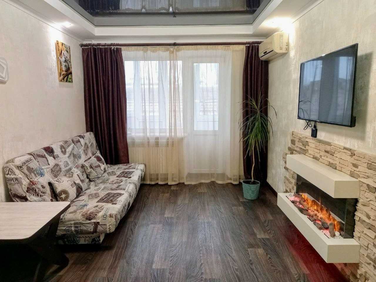 Посуточно;2х ком кв  Люкс Центр, Отчётные док, Парковка