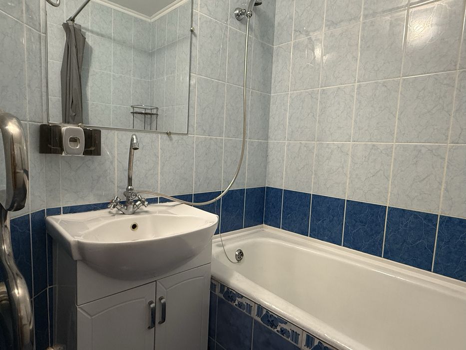 продаж квартири 1 кім просп. Івасюка 56