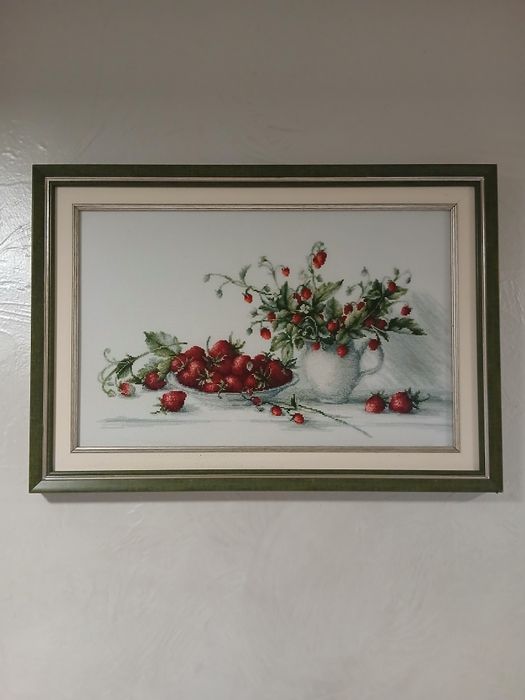 Вишию картини нитками,бісером на замовлення.