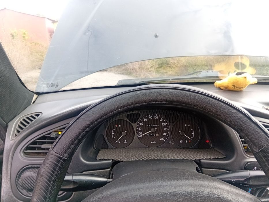 Продам. Сенса 1.4 на газу. 2004 года.