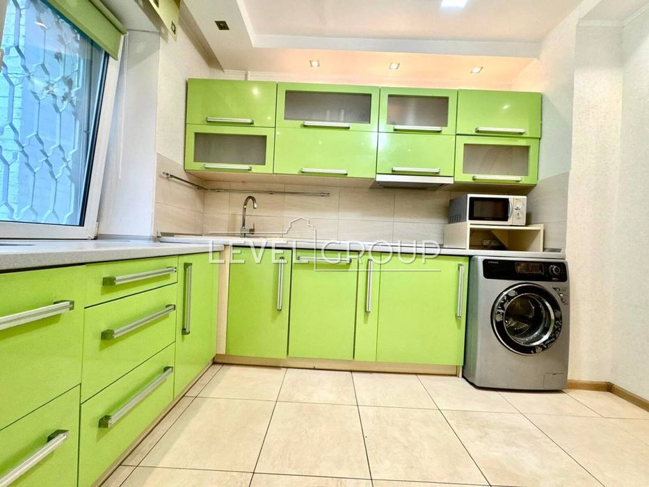 Продаж 2к квартири з ремонтом(євротрійка), Оболонь