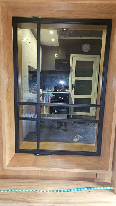 Stalowe drzwi ścianki szklane loftowe industrialne nowoczesna klasyka