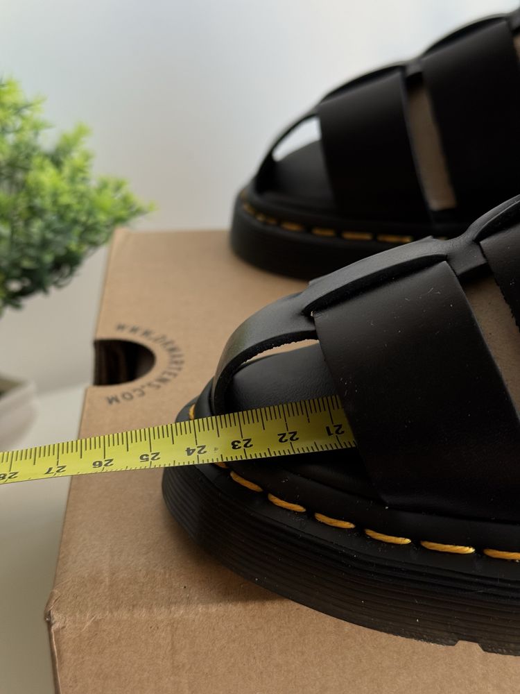Шкіряні сандалі Dr. Martens Garin (37 розмір)