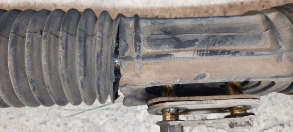 Рулевая рейка  ВАЗ 2110 2111 2112