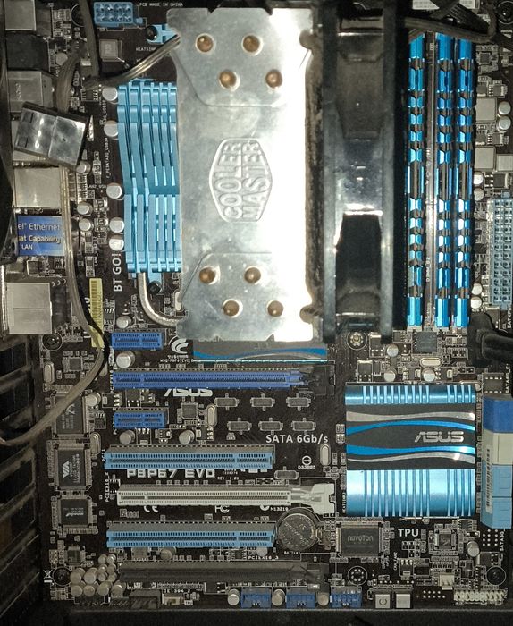 Motherboard ASUS P8P67 Evo + 16GB DDR3 + CPU + Cooler