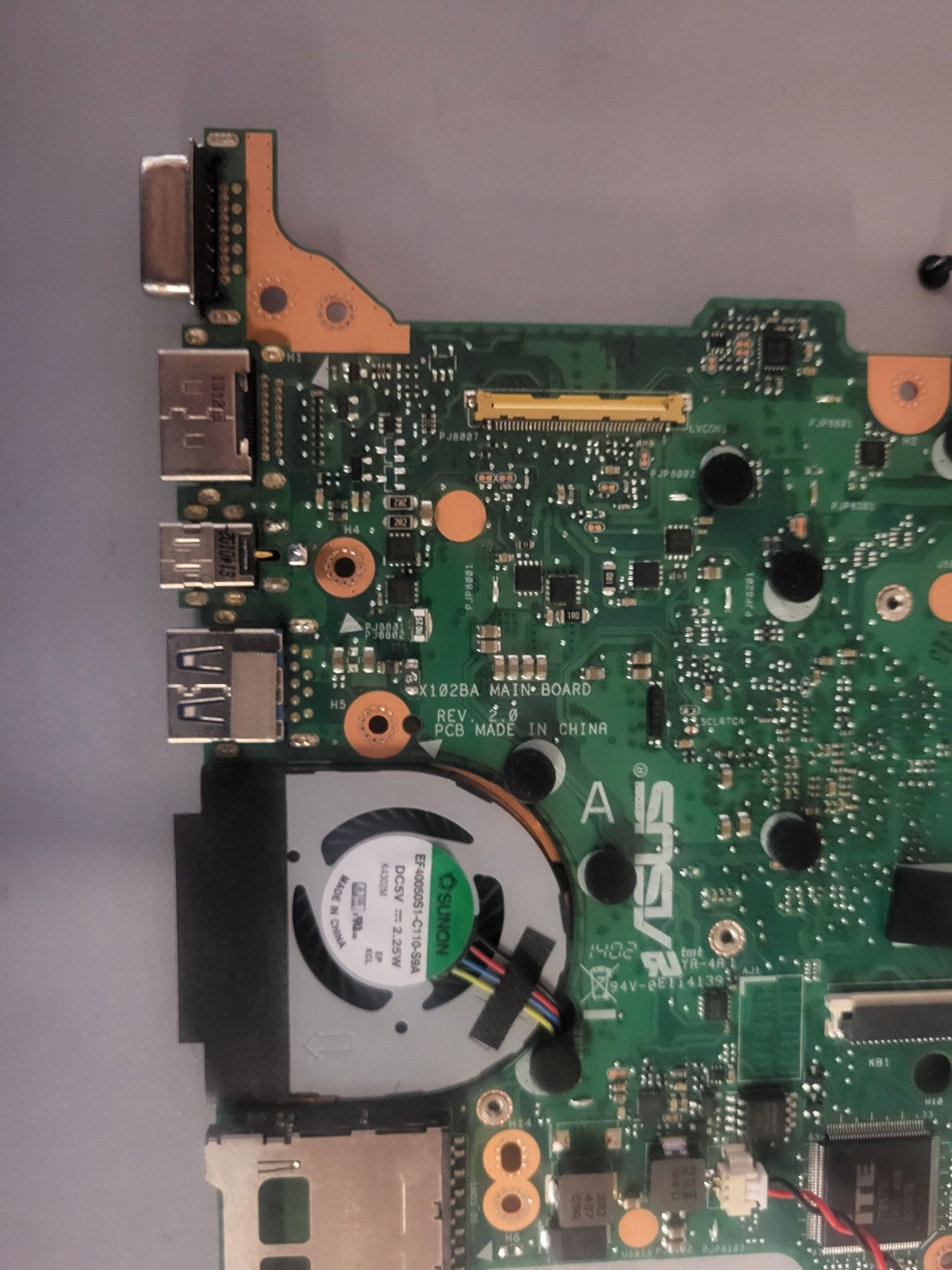 Sprzedam płyte główną do laptopa Asus X102B (Nietestowaną)