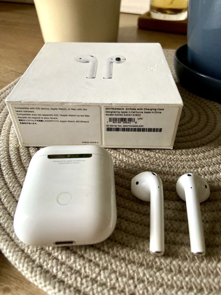 AirPods(2-го покоління)