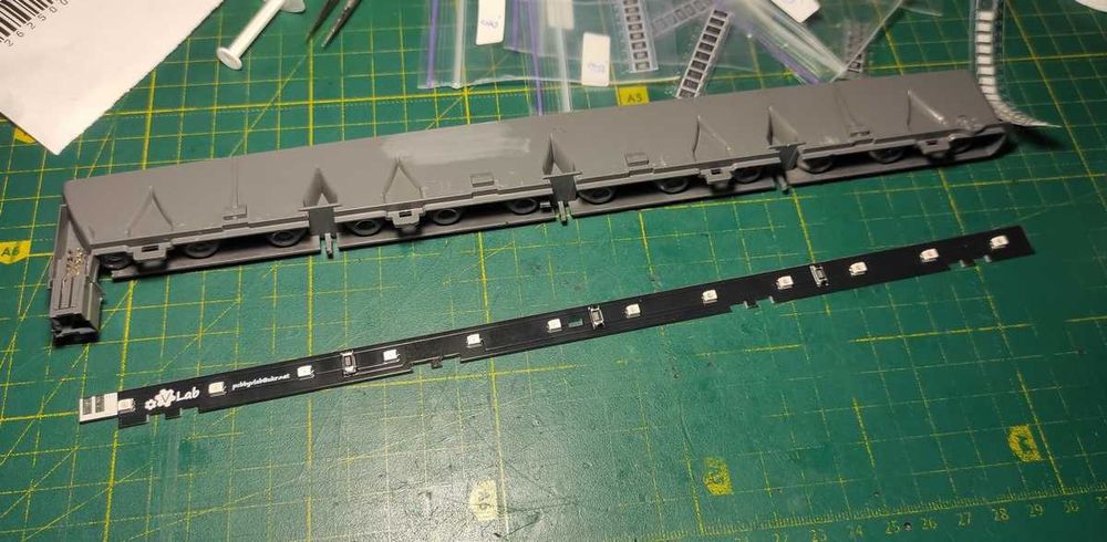 Плата стоп сигнал на Volkswagen Crafter код A9O68200456 2E0945097