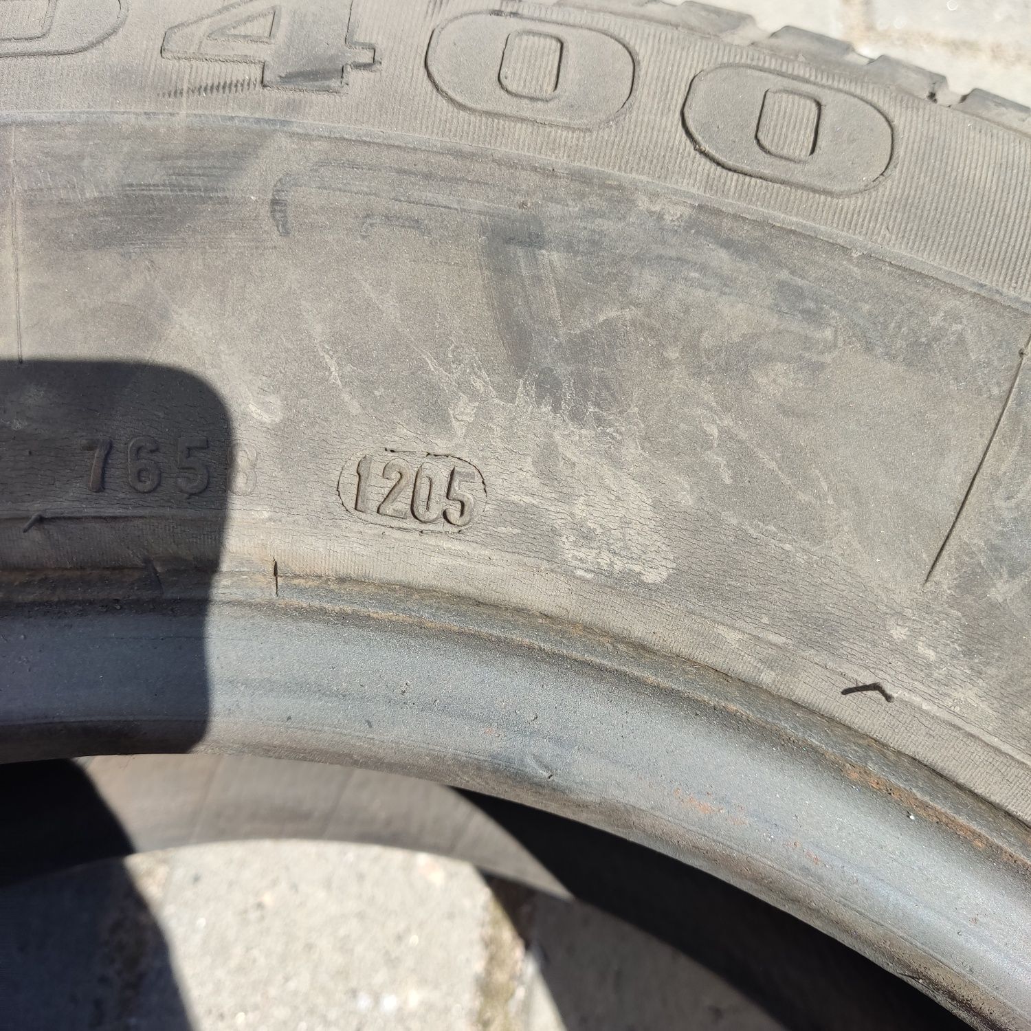 Гума літня pirelli 215/70/ r15