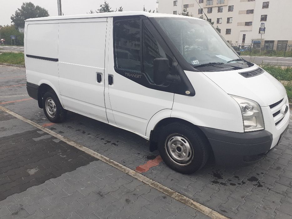 Wynajem Busòw/9 osobowy /wypożyczalnia aut osobowych/wynajem aut/