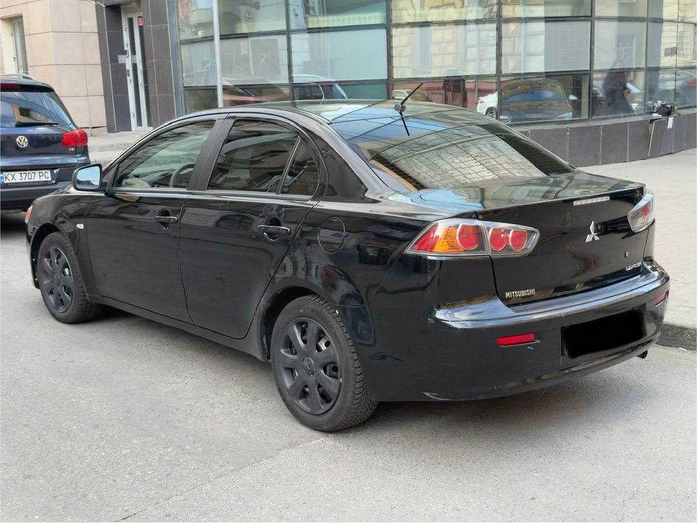 Mitsubishi lancer X 10