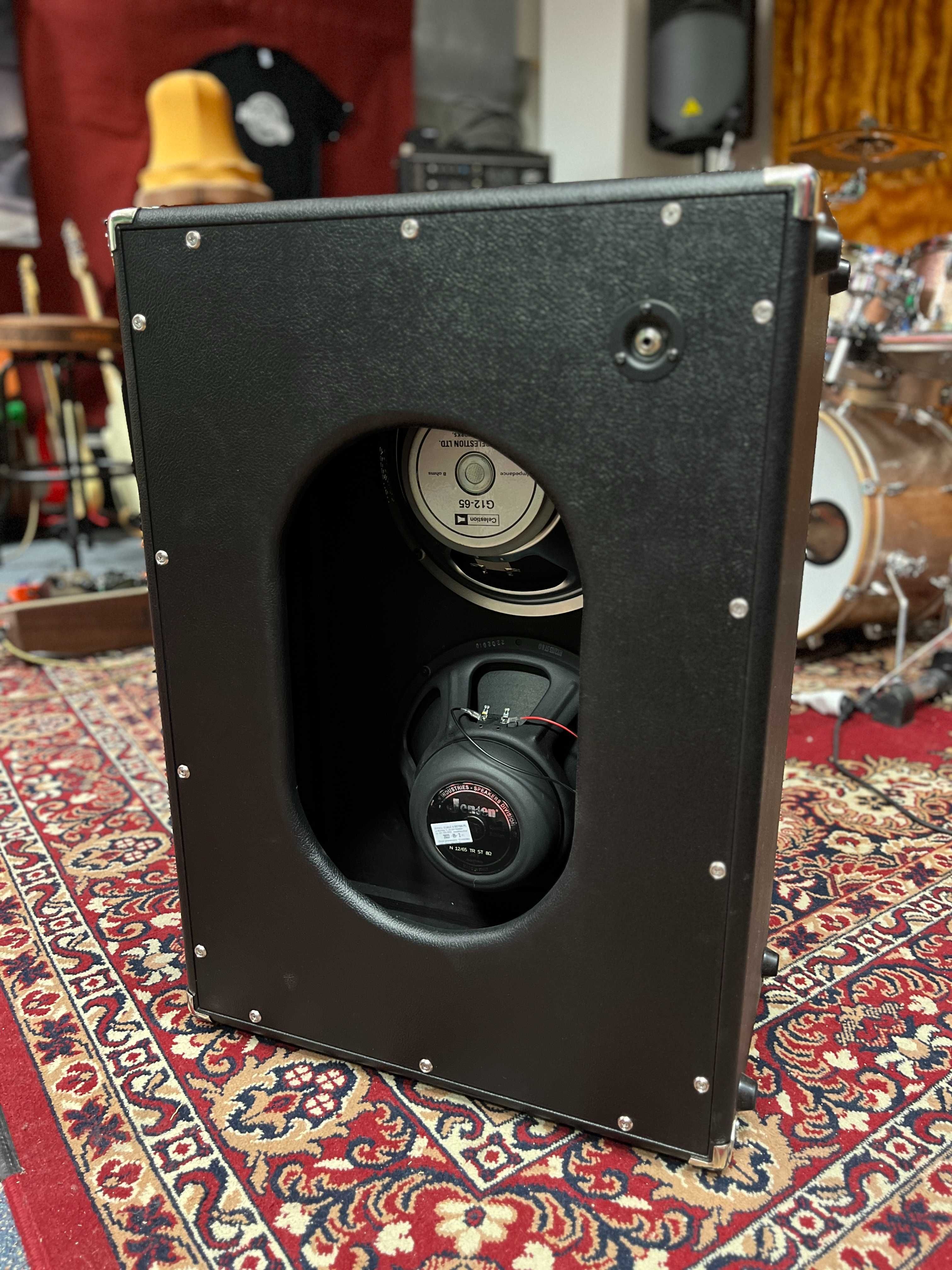 Obudowa kolumny gitarowej 2x12 Noisy Box