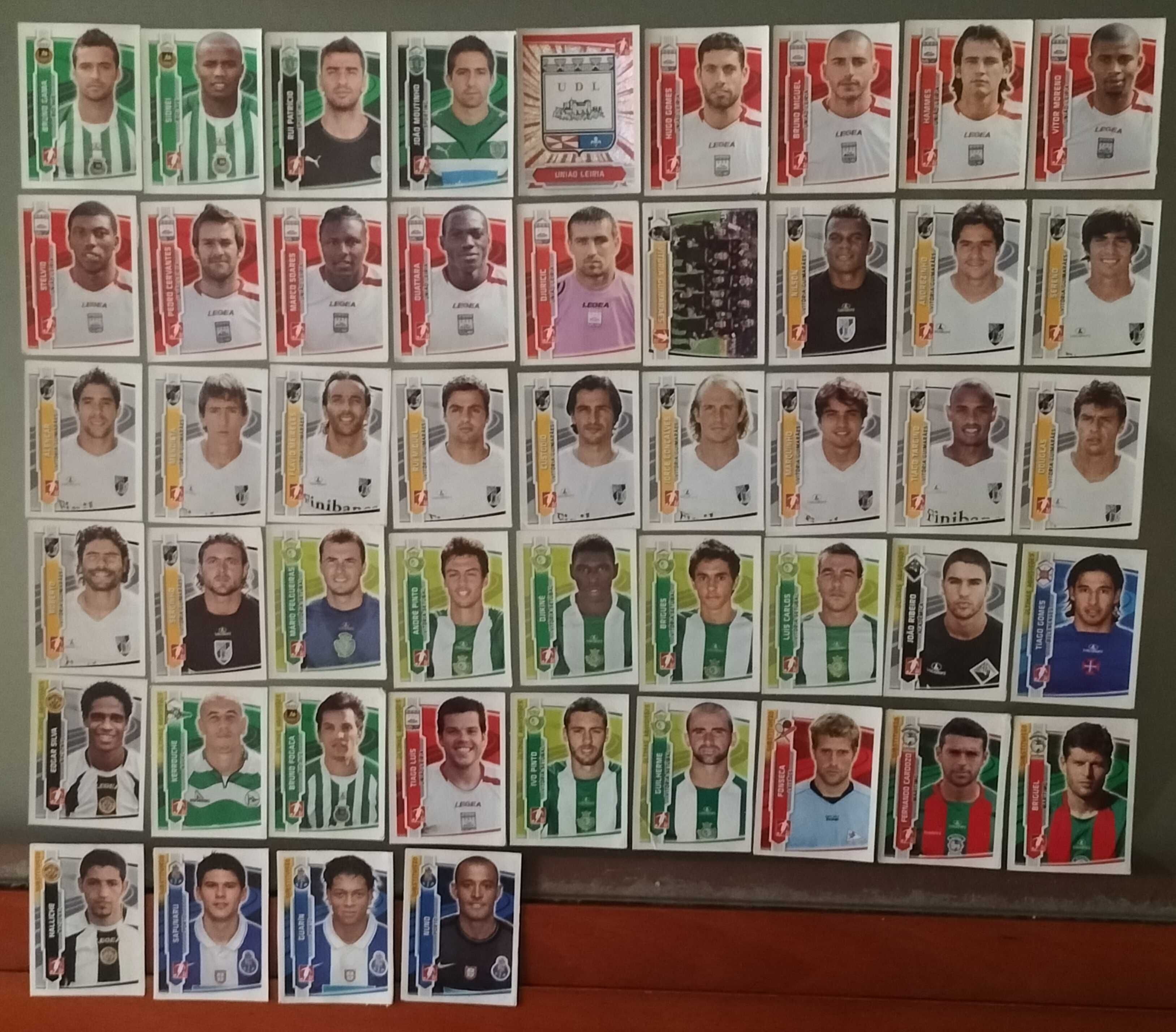 Lotes de Cromos "Futebol 2009/10" (listas nas últimas fotos)