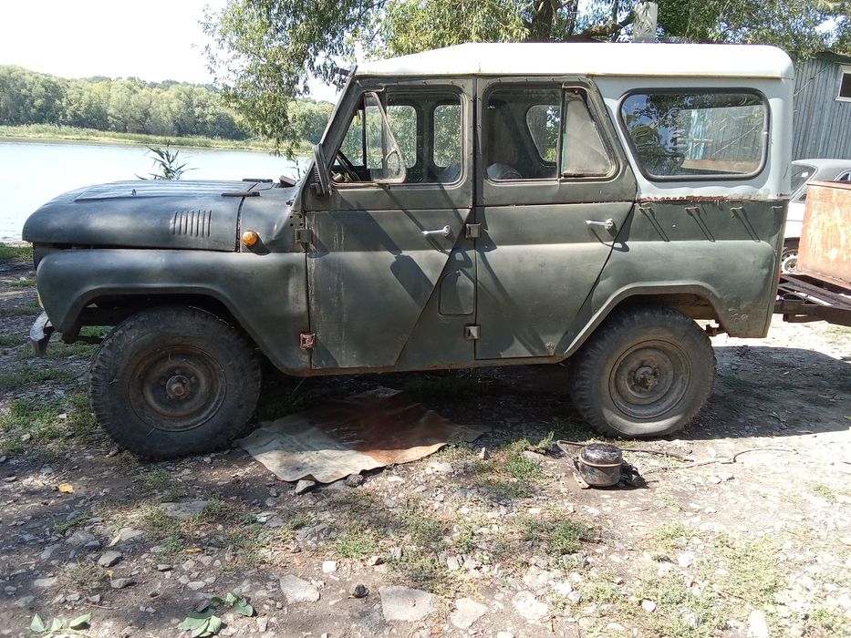 Продам уаз в робочому стані з причепом