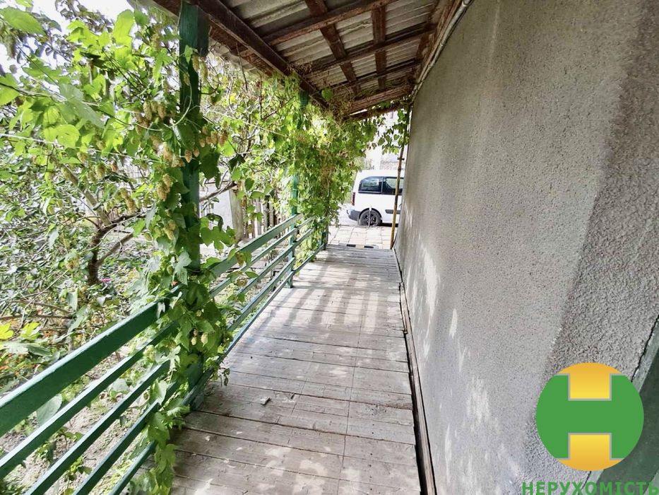 Продається 1-кімнатна квартира в центрі міста. Чортків