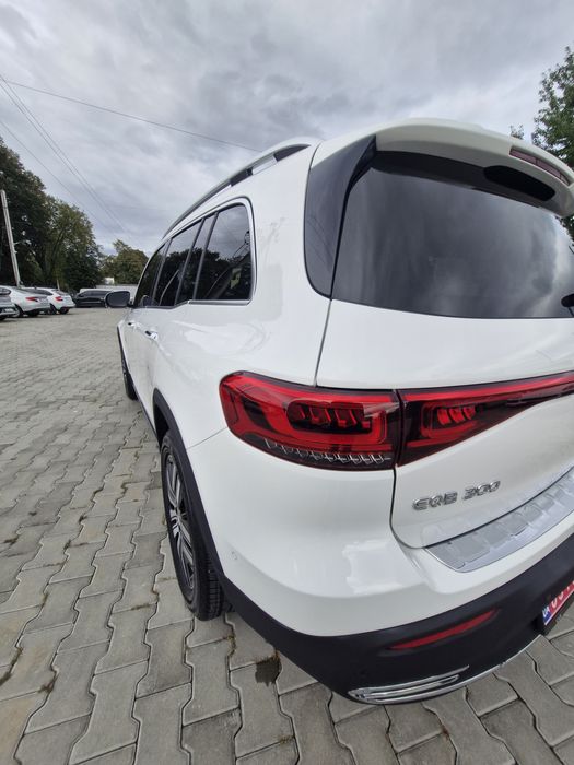 Mercedes Benz EQB 300  70,5kwt