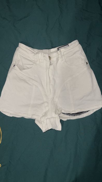 Шорти Lior білі з акцентними чорними вставками